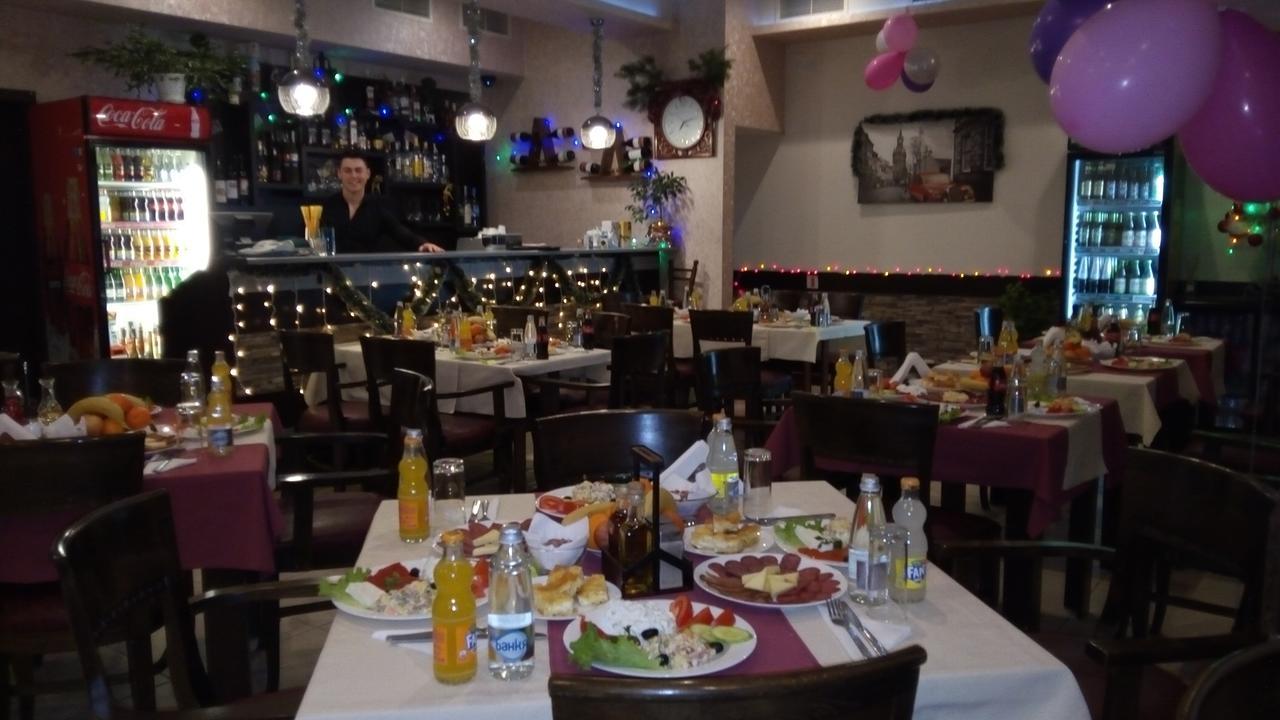 Hotel Enchevi Kirkovo  Habitación foto